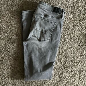 American Eagle next level stretch